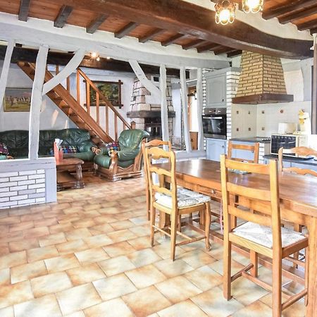 2 Bedroom Lovely Home In Marques Zewnętrze zdjęcie